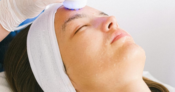 Hoe kies je een betrouwbare cosmetisch arts of kliniek