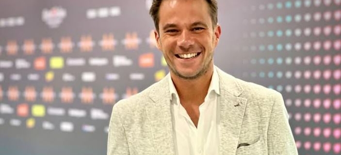 Wie is de partner van Aran Bade